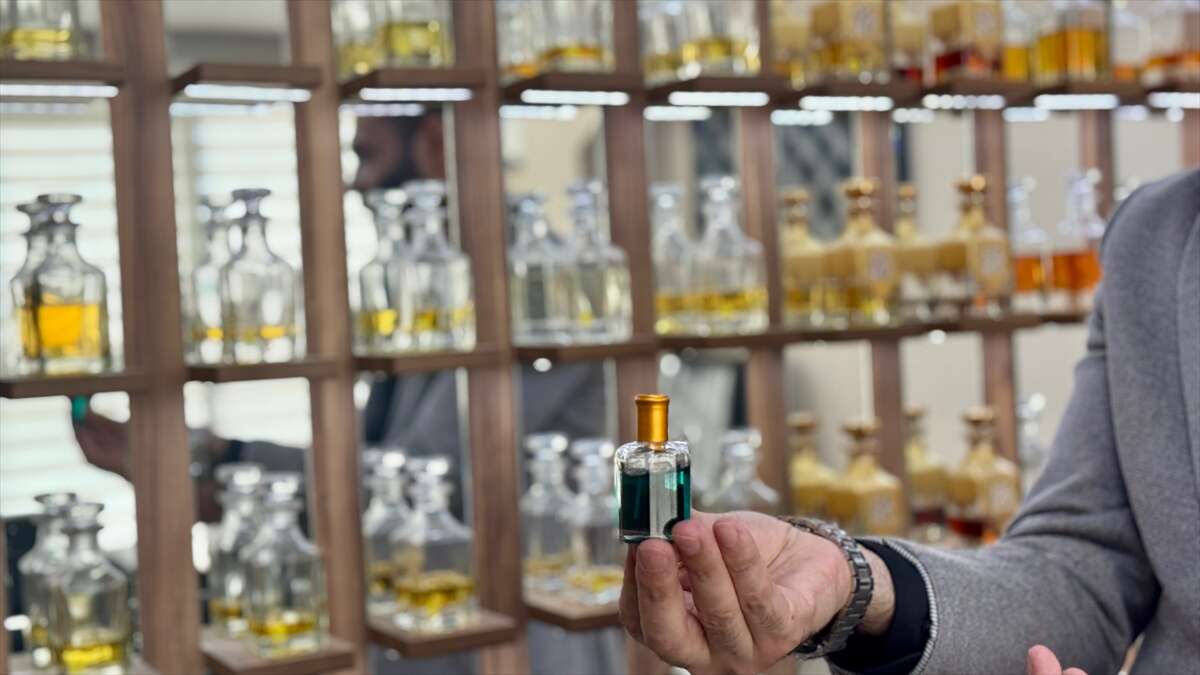 Konya’da 14 yıllık merak, dev bir esans arşivine dönüştü 7